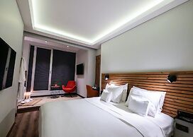Discovery Hotel
