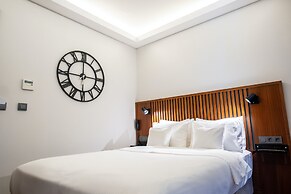 Discovery Hotel