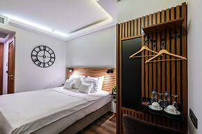 Discovery Hotel
