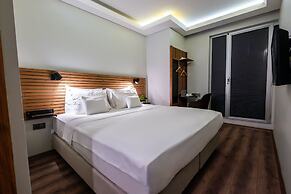 Discovery Hotel
