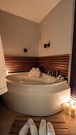 Discovery Hotel