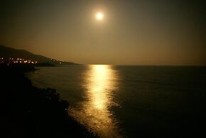 Sun Camero Apartments