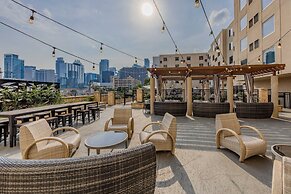 Hotel Indigo Austin Downtown - University by IHG