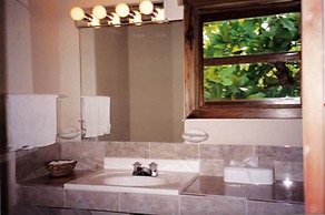 Foster's West Bay Resort