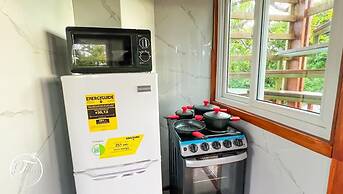 Foster's West Bay Resort