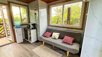 Foster's West Bay Resort