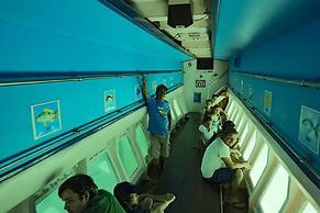 Foster's West Bay Resort