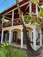 Foster's West Bay Resort