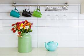 Indulge Homes - 77 Olive