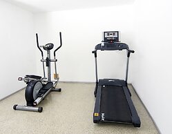 Side Garden Residence