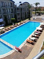 Side Garden Residence