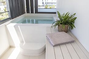 The Sand Suites - Adults Only