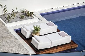 The Sand Suites - Adults Only