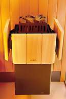 Marina Mielno z widokiem na Jezioro