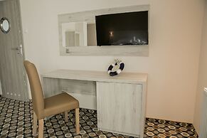 Marina Mielno z widokiem na Jezioro