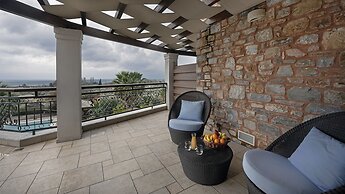 Iakovakis Suites & Spa