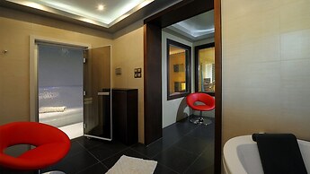 Iakovakis Suites & Spa