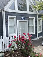 Harbour Square Suites