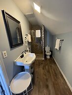 Harbour Square Suites