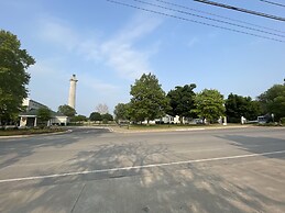 Harbour Square Suites