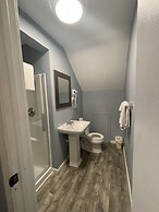 Harbour Square Suites