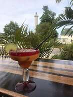 Harbour Square Suites