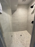 Harbour Square Suites