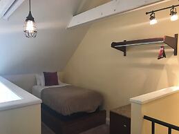 Harbour Square Suites