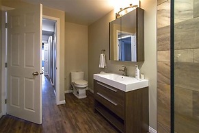 Howey Bay Motel & Restaurant