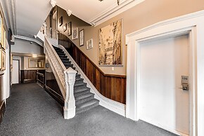 North House - Manoir des Remparts / Hotel Automatisé