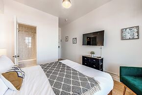 North House - Manoir des Remparts / Hotel Automatisé