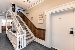 North House - Manoir des Remparts / Hotel Automatisé