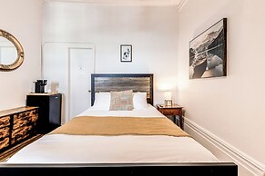 North House - Manoir des Remparts / Hotel Automatisé