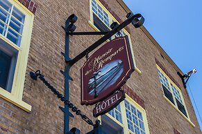 North House - Manoir des Remparts / Hotel Automatisé