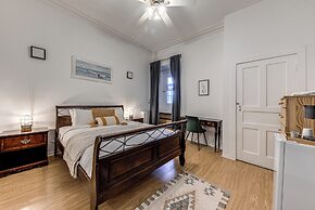 North House - Manoir des Remparts / Hotel Automatisé