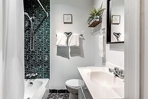 North House - Manoir des Remparts / Hotel Automatisé