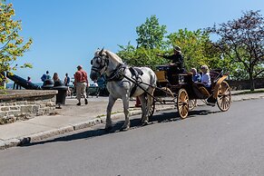 North House - Manoir des Remparts / Hotel Automatisé
