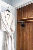 Nantucket Whale Inn