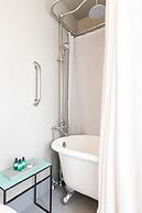 Nantucket Whale Inn