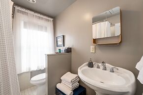 Nantucket Whale Inn