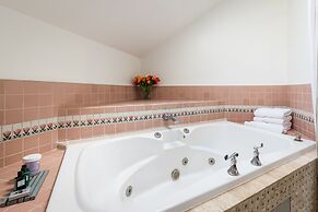 Nantucket Whale Inn