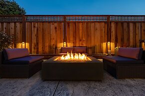 Nantucket Whale Inn