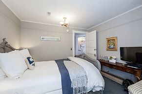 Nantucket Whale Inn