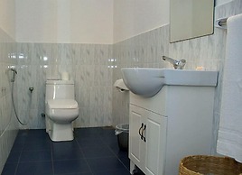 Roy Villa Beach Hotel