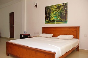 Roy Villa Beach Hotel
