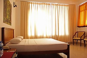 Roy Villa Beach Hotel