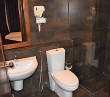 Port View City Hotel