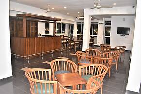 Port View City Hotel