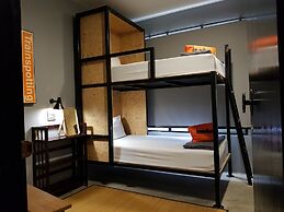 Bangkok Bed and Bike - Hostel