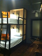 Bangkok Bed and Bike - Hostel